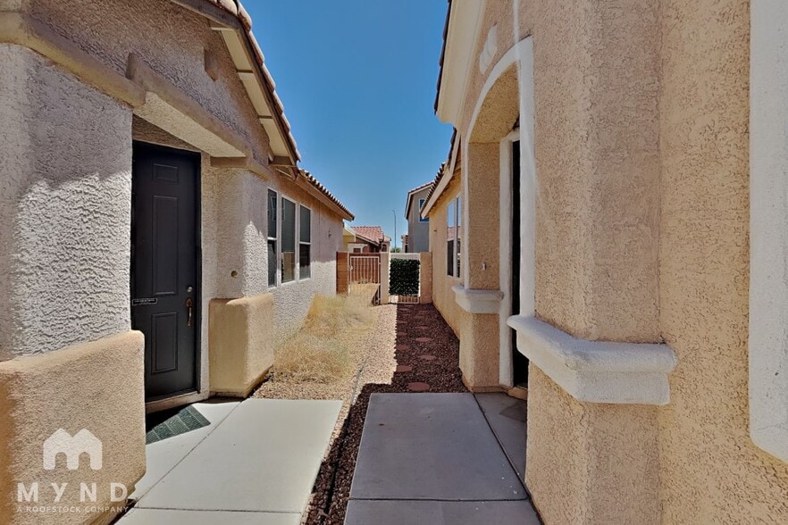Building Photo - 11852 Principi Ct