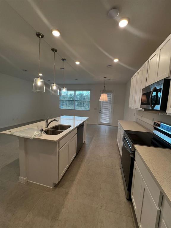 Building Photo - 741 Longboat Dr