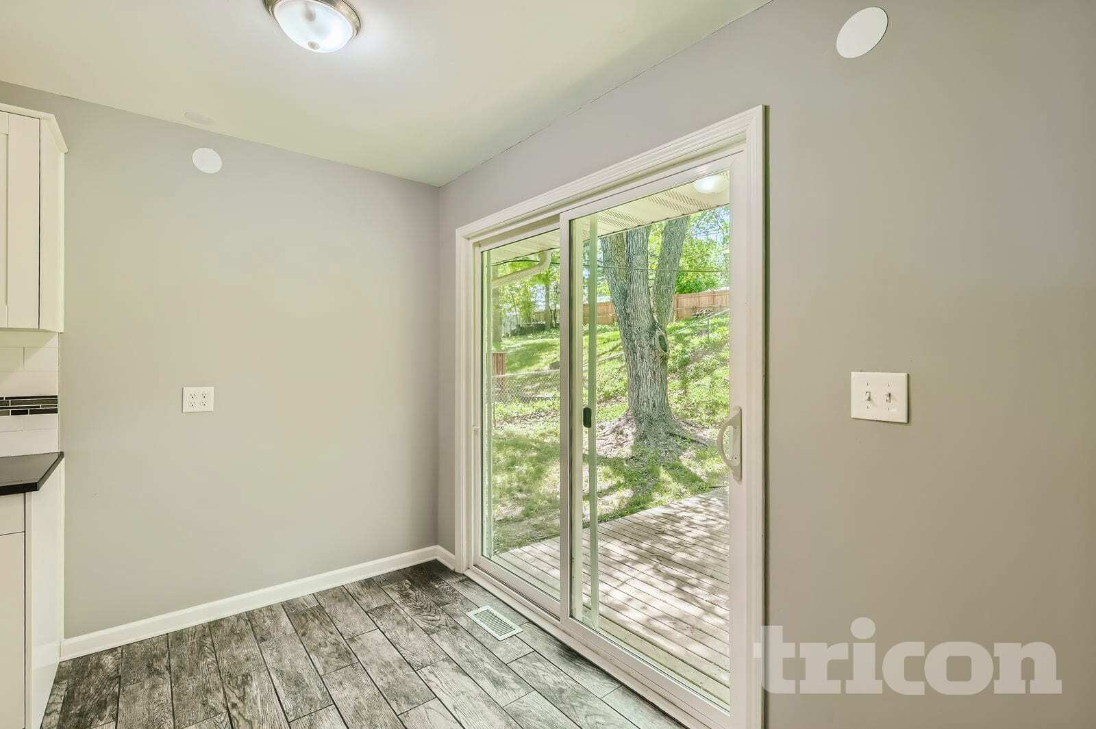 Building Photo - 5728 Xerxes Ave S