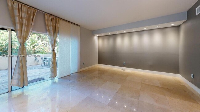 Building Photo - 2430 Brickell Ave