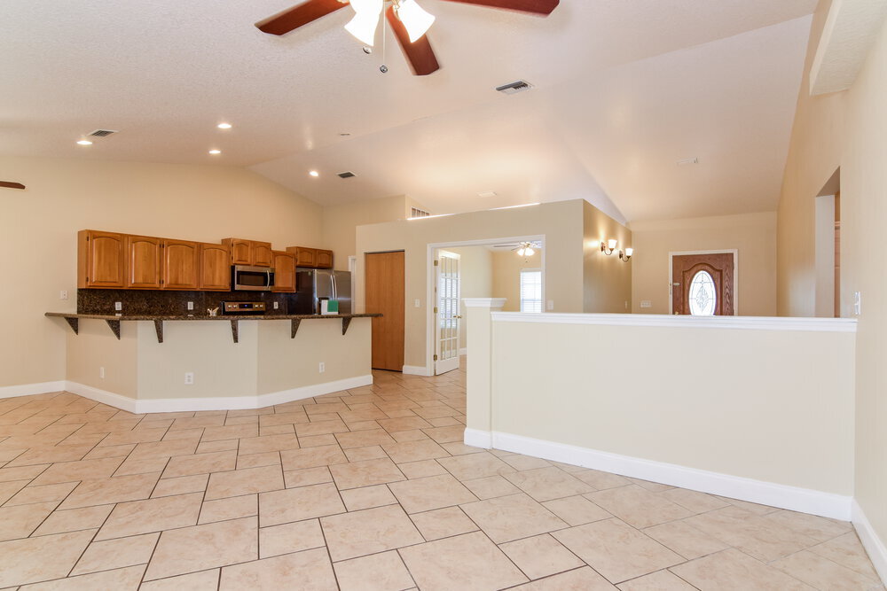 Building Photo - 23214 Sierra Rd