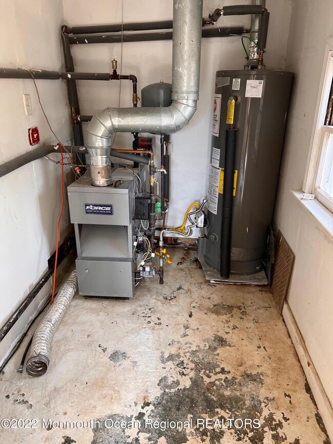 Building Photo - 511 Holly Village Ln