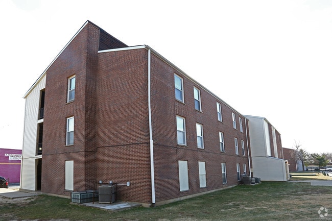 Building Photo - Alpha Plaza Apartments