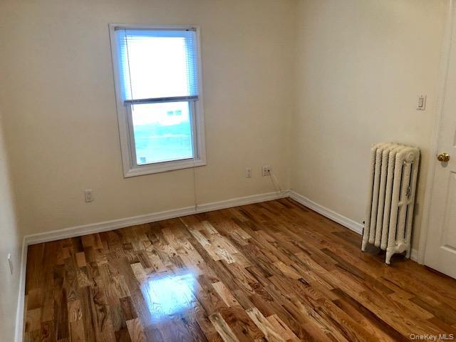 Building Photo - 105 Burtis St