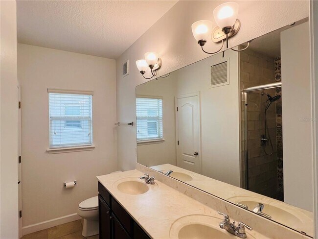 Building Photo - 6546 S Goldenrod Rd