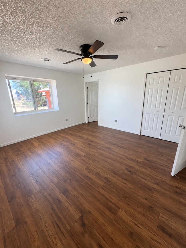 Building Photo - 236 Calle del Sol
