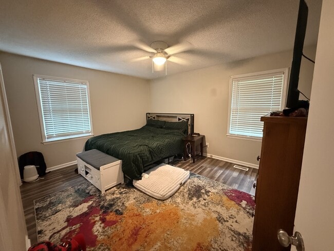 Building Photo - 507 Birchwood Ct
