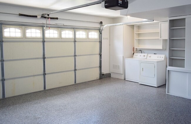 Building Photo - Price Reduced! Stunning 4BR/2.5BA Two-Stor...