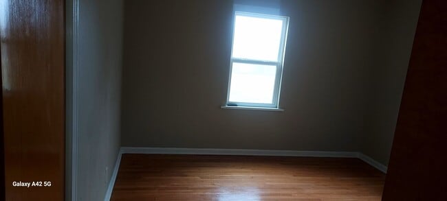 Building Photo - Comfortable 3 Bedroom | 2 Bathroom Home for Rent