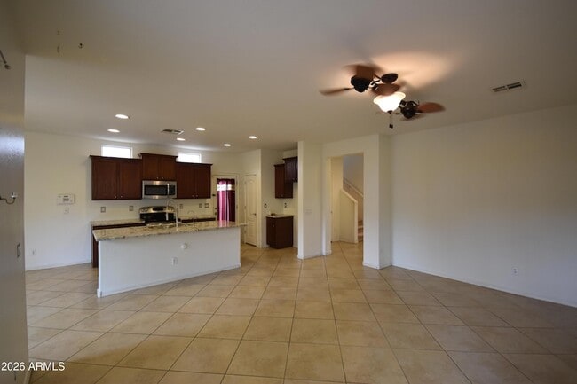 Building Photo - 7117 N 73rd Dr