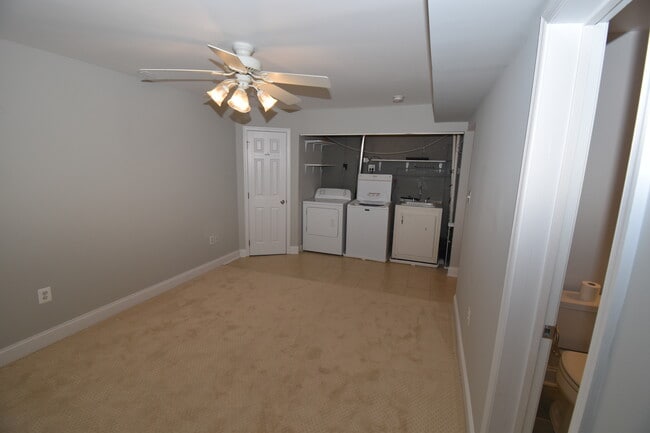 Building Photo - Bashford Lane Cluster