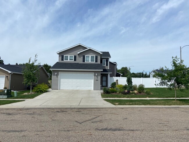 Building Photo - 4118 Huron Dr