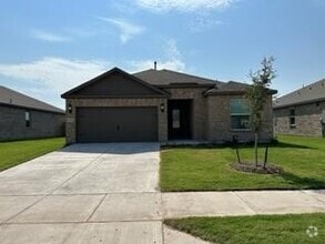 Building Photo - 901 Calhoun Dr