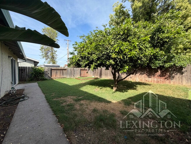 Building Photo - Lovely updated, 3BD/2BA, Home in Rocklin – off Pacific St. near Hwy 80 Access!