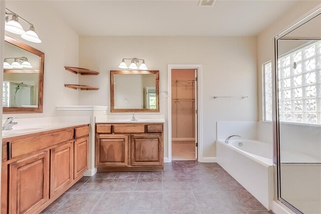 Building Photo - 3611 Fossilwood Way