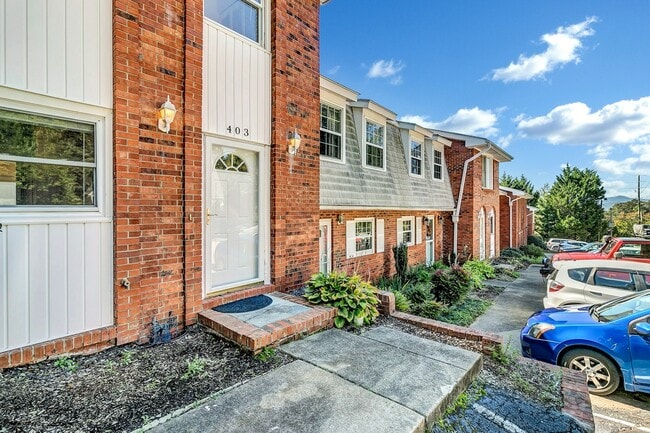 Building Photo - 403 Southway Garden Rd