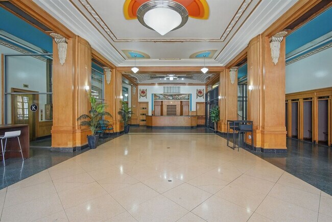 Building Photo - 400 Walnut St