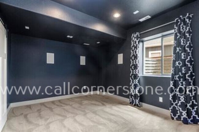 Building Photo - 314 Eclipse Dr