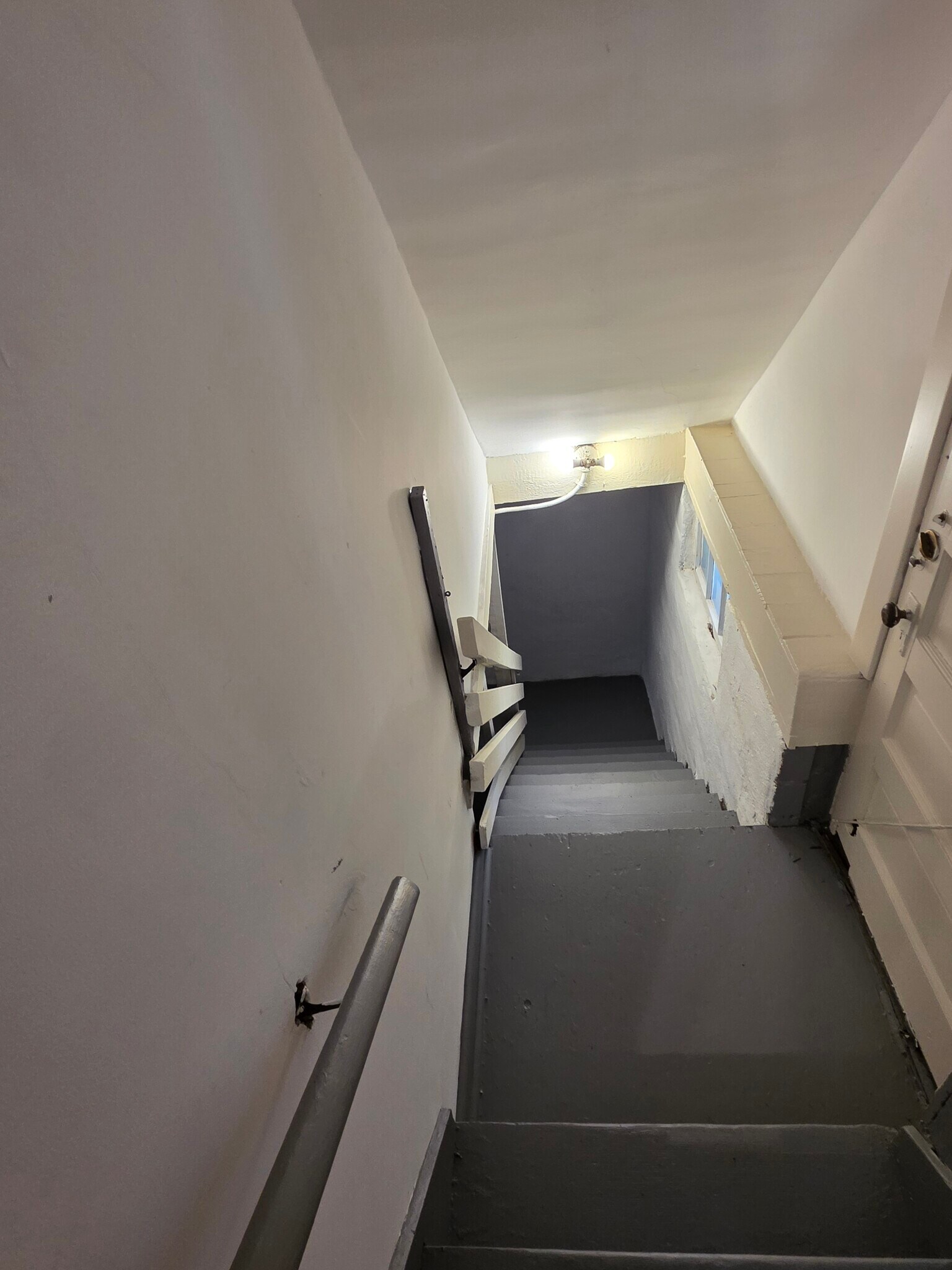 Building Photo - 967 St Anthony Ave