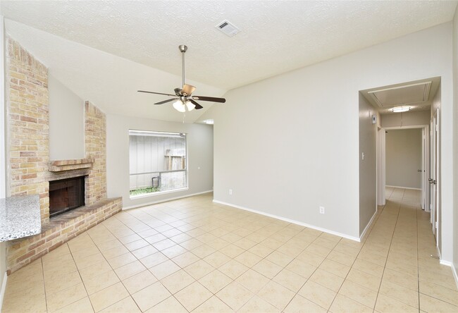 Building Photo - 1814 Brickarbor Dr