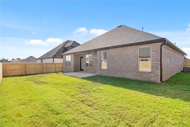 Building Photo - 6902 SW Basswood Ave