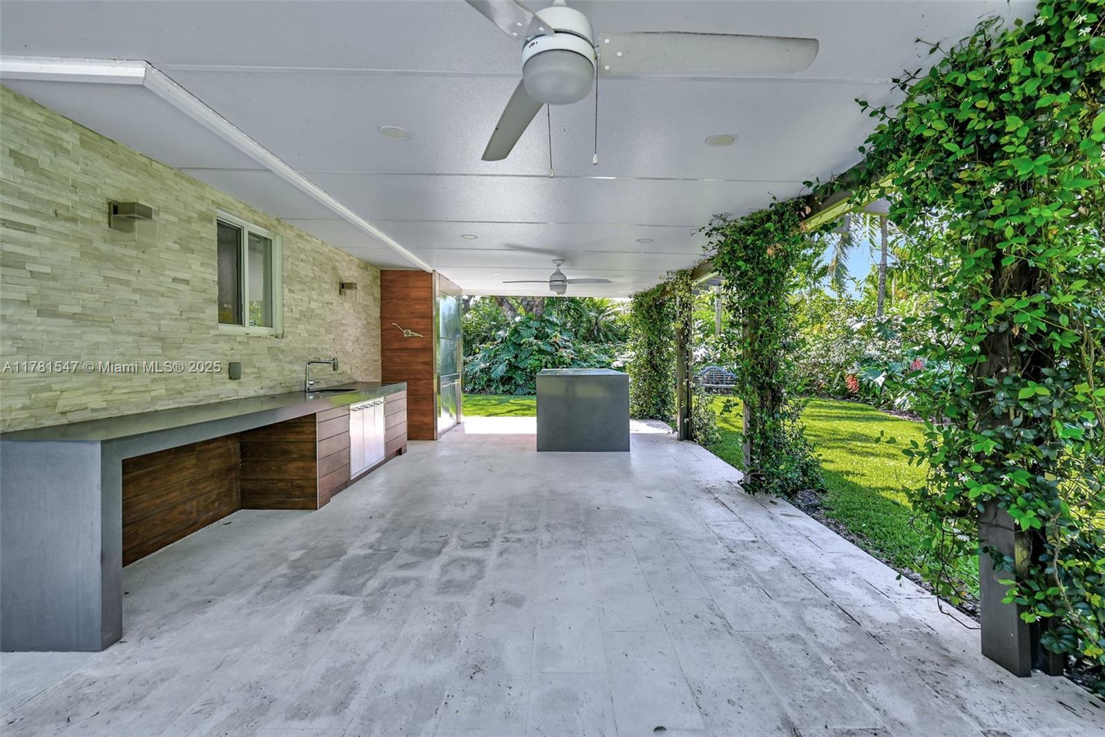 Building Photo - 6430 SW 126th Street Rd