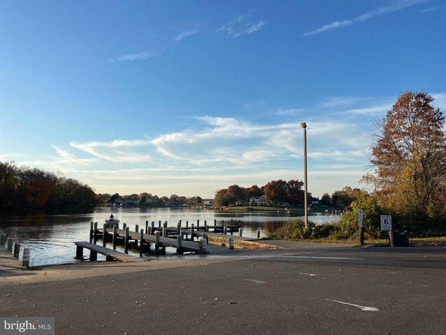 Building Photo - 417 Kemper Rd