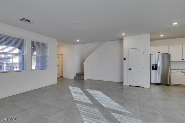 Building Photo - 3723 Trancoso Ave