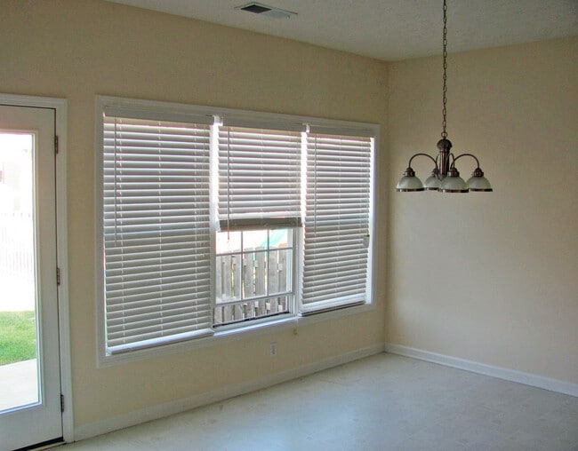 Building Photo - COMING SOON-BEAUTIFUL ALL ELECTRIC HOME in...