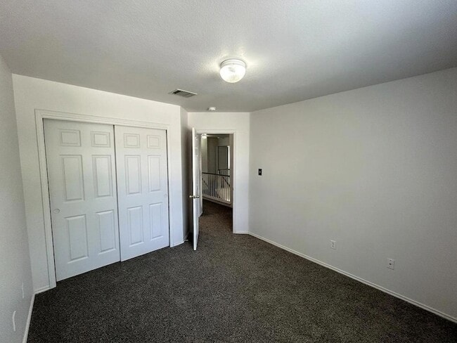 Building Photo - 909 Settlement Cove