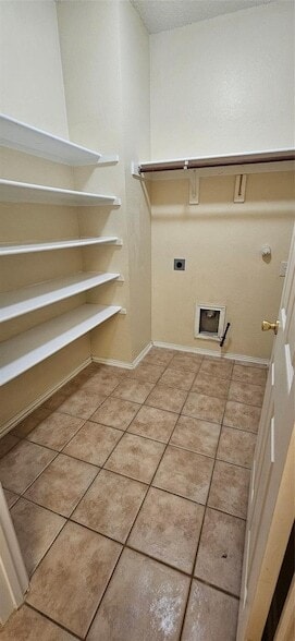 Building Photo - 2820 Deer Ridge Dr