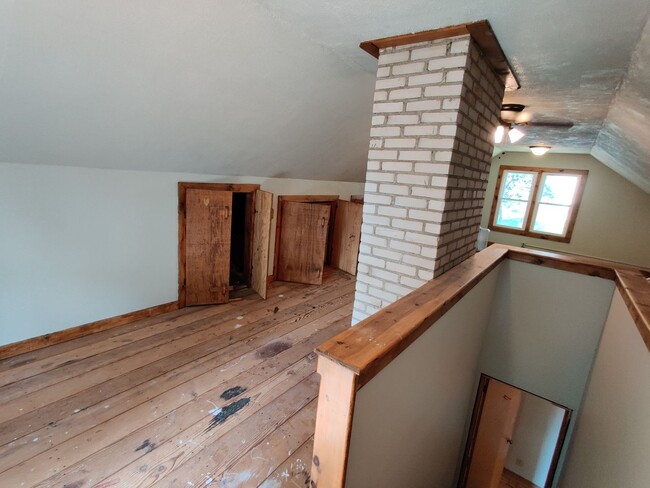 Building Photo - 8701 Wentworth Ave S