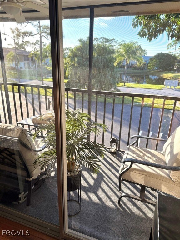 Building Photo - 5713 Foxlake Dr