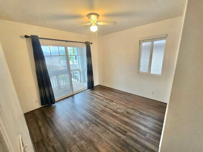 Building Photo - 91-1033-1033 Kanela St