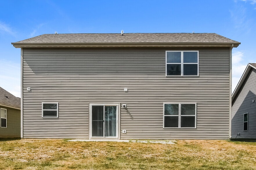 Building Photo - 577 Farnham Dr