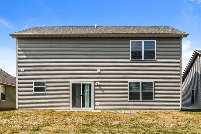 Building Photo - 577 Farnham Dr