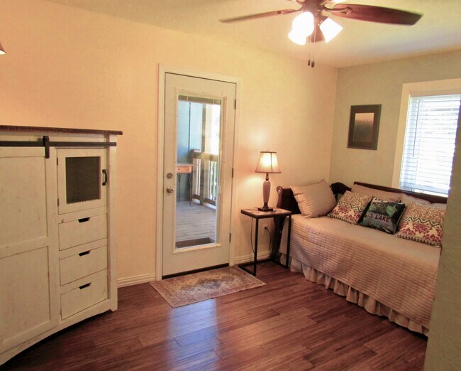 Building Photo - 31 Hunters Creek Dr