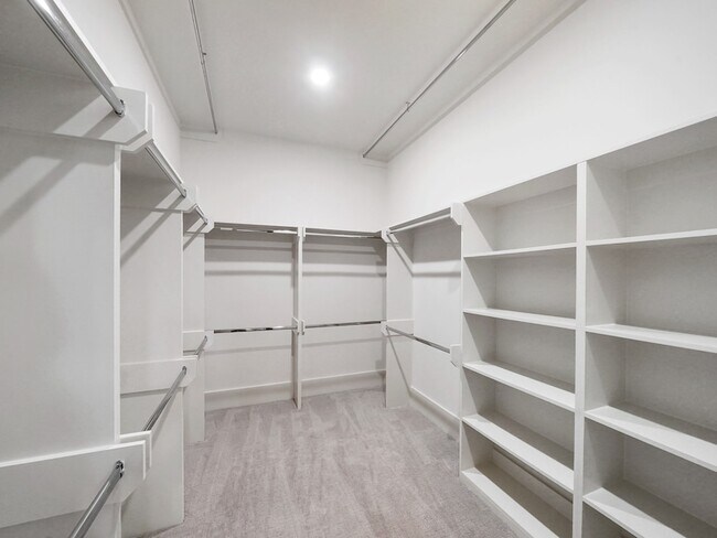 Building Photo - 861 Rachel St