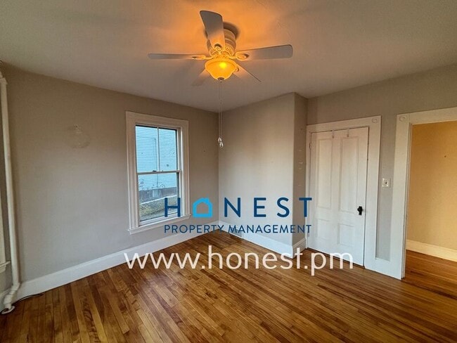 Building Photo - 103 Rackleff St