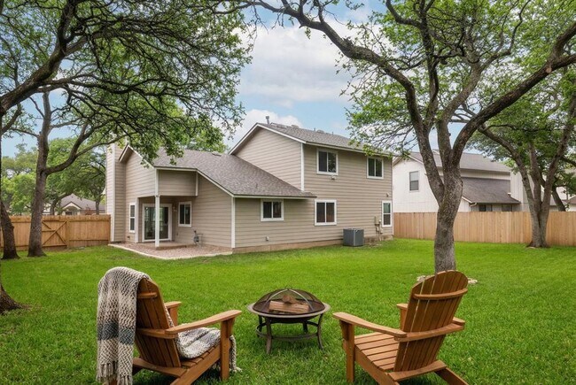 Building Photo - 13236 Kerrville Folkway