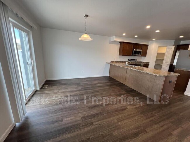 Building Photo - 1512 Danny Pl