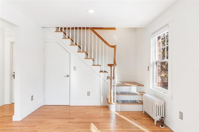 Building Photo - 31 Washington St