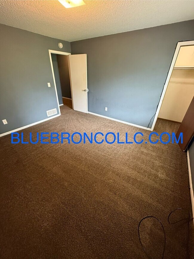 Building Photo - All the Space You Need – 3-Bedroom with Ga...