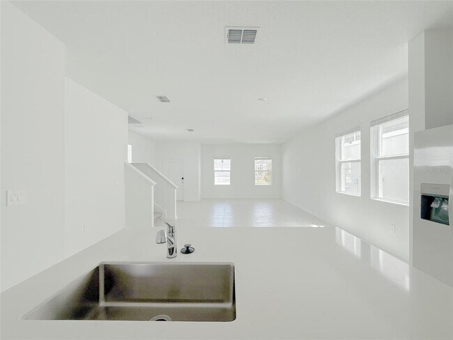 Building Photo - 2008 Rider Rain Ln