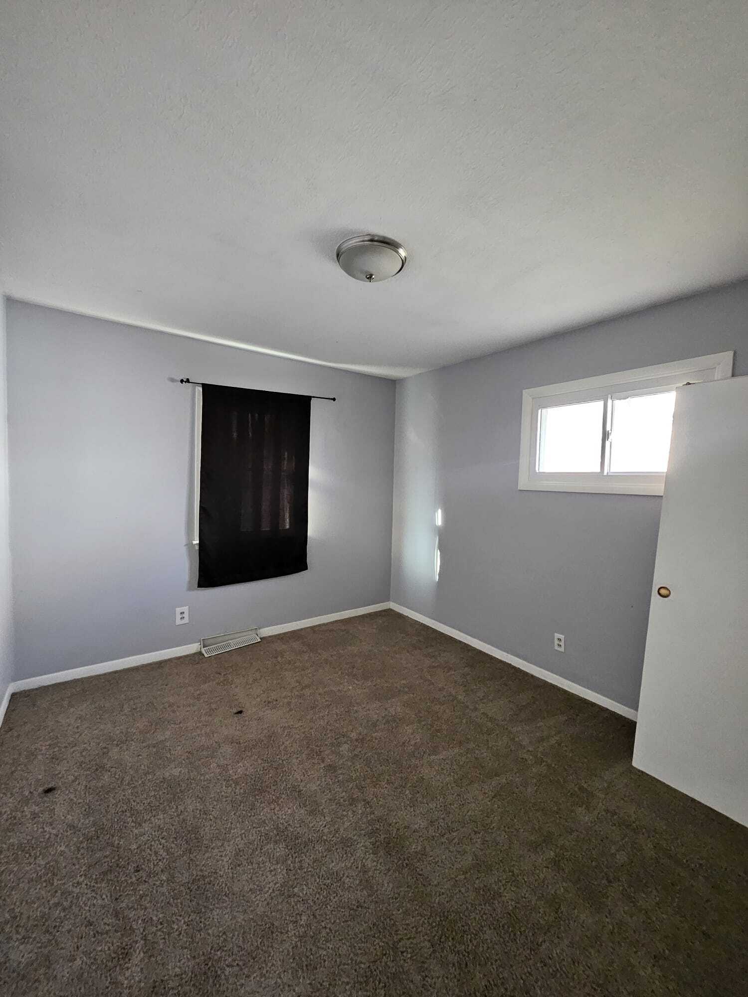 Building Photo - 3903 Oakshire Rd