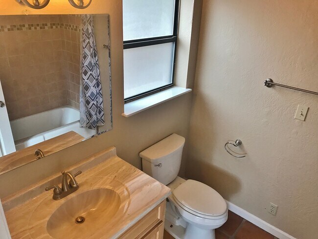 Building Photo - HOUSE - WEST SEDONA