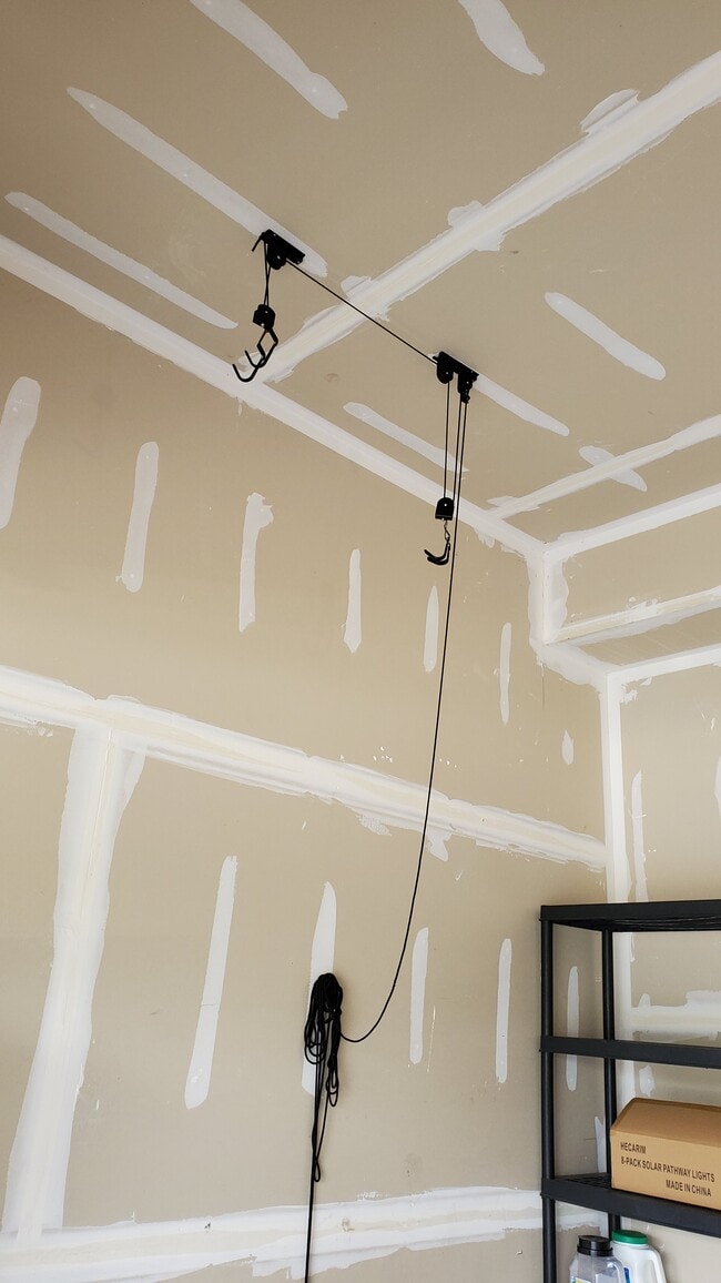 Building Photo - 1034 Ravendale Ct