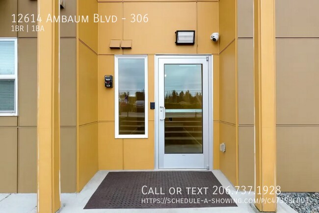 Building Photo - 12614 Ambaum Blvd SW