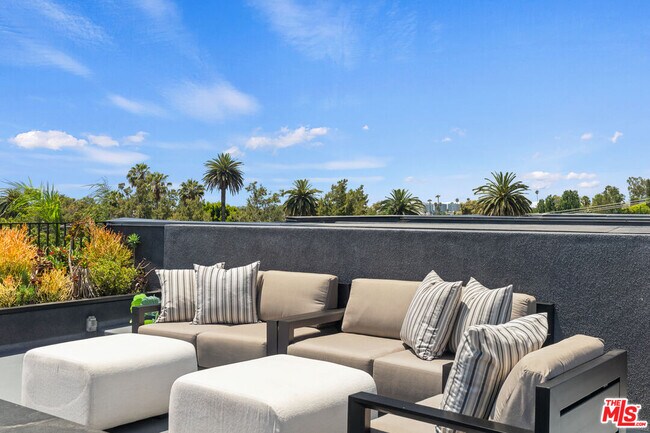 Building Photo - 11706 Charnock Rd