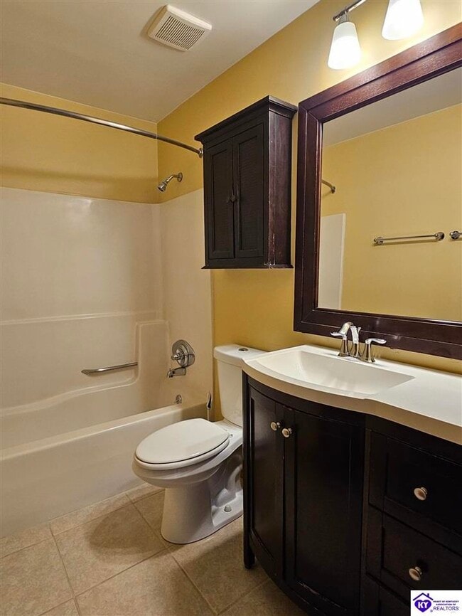 Building Photo - 508 Independence Ct